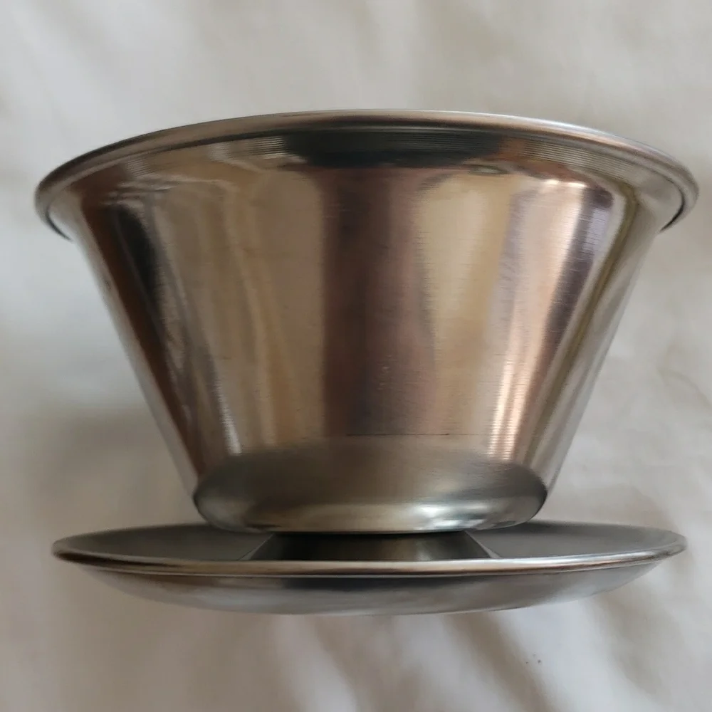 Vtg Leonard Stainless Steel Serving Bowl with Attached Base - Silver